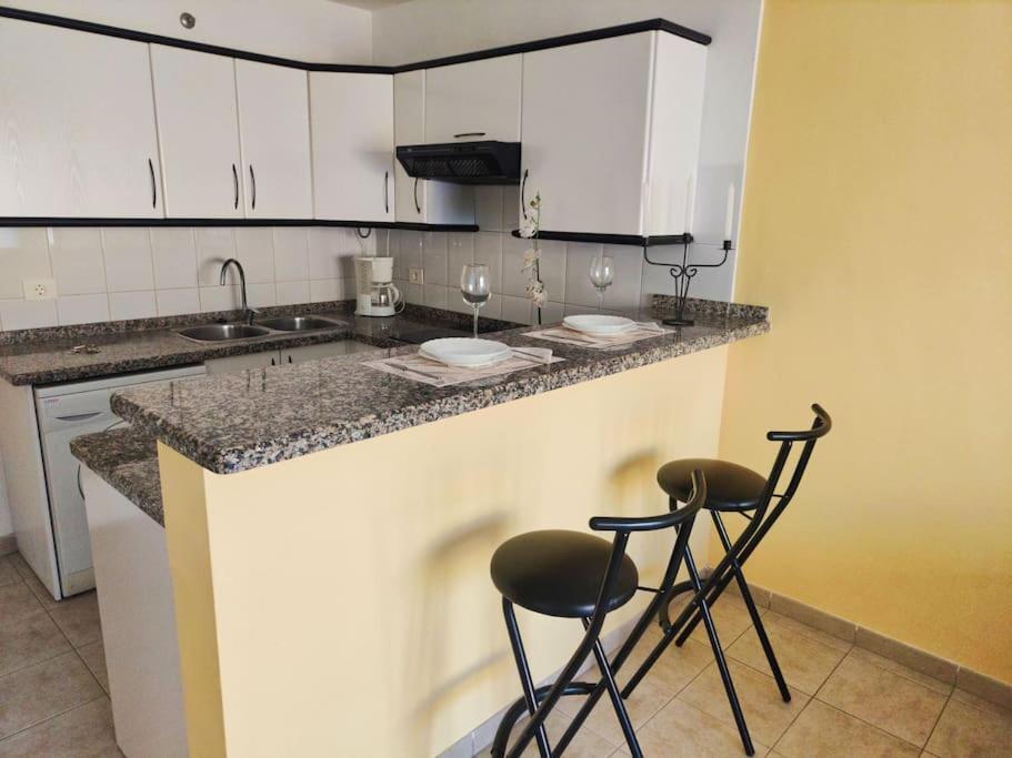 Sol Y Mar Apartment Puerto de Santiago  Ngoại thất bức ảnh
